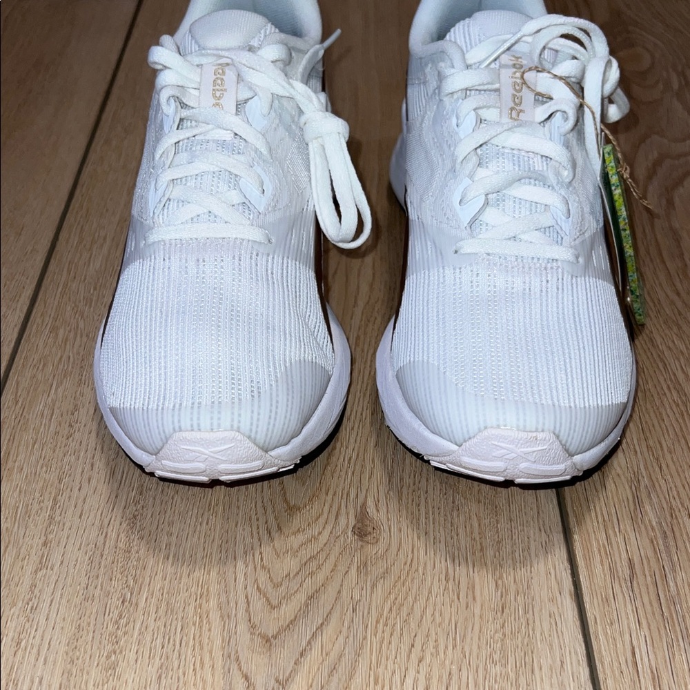 NWT - Reebok Energen Tech Plus Women's White & Gold Running/Course Athletic Shoe - Picture 4 of 15